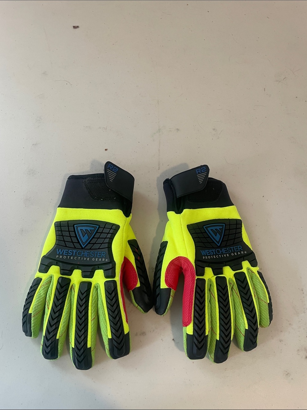 High-Visibility Yellow Protective Work Gloves - Men